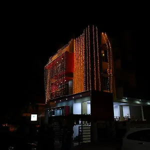 varsha-enclave-trinity-house.mysorehotels.org/
